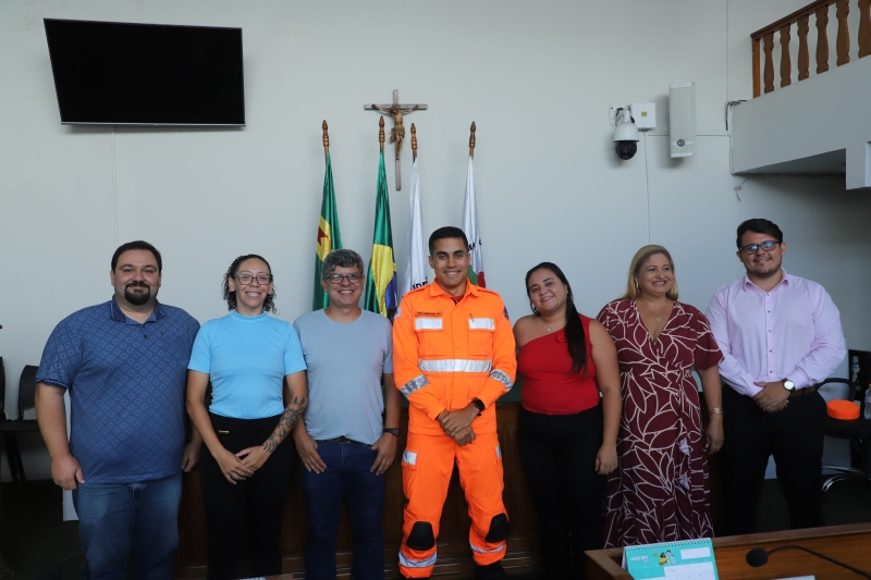 Câmara Municipal de Campo Belo Recebe Representante do Corpo de Bombeiros Militar
